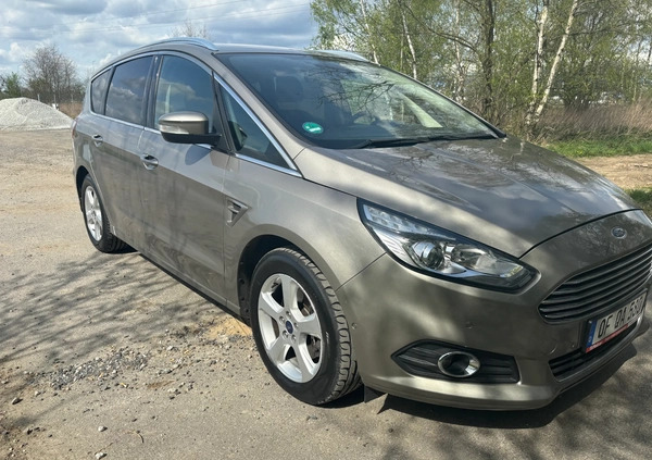 Ford S-Max cena 60900 przebieg: 136000, rok produkcji 2016 z Oleśnica małe 352